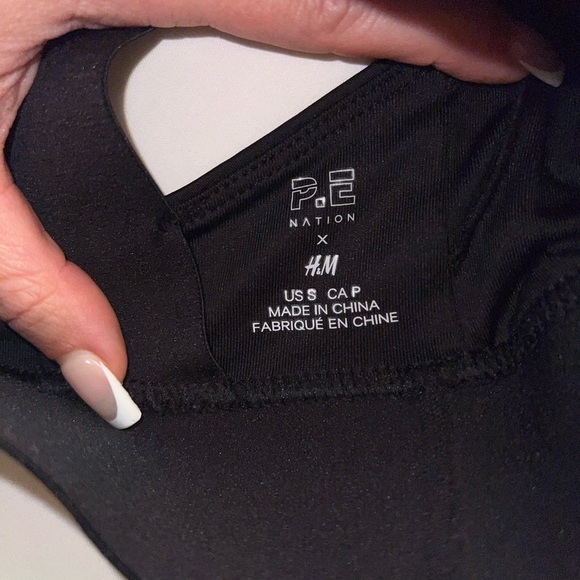 P.E Nation x H&M Padded Sports Bra - Picture 6 of 6